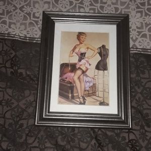 VINTAGE PIN UP PORTRAIT